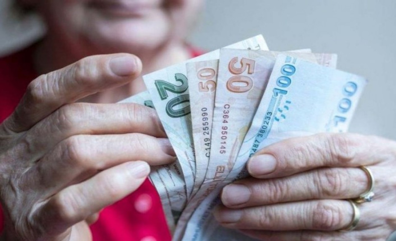 Emekli ikramiyelerinin hesaplara yatacağı tarih belli oldu!