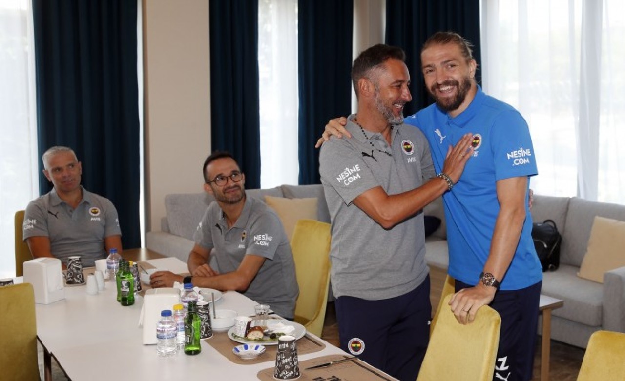 Fenerbahçe'de Topuk Yaylası kampı başladı: Volkan Demirel neden yok?