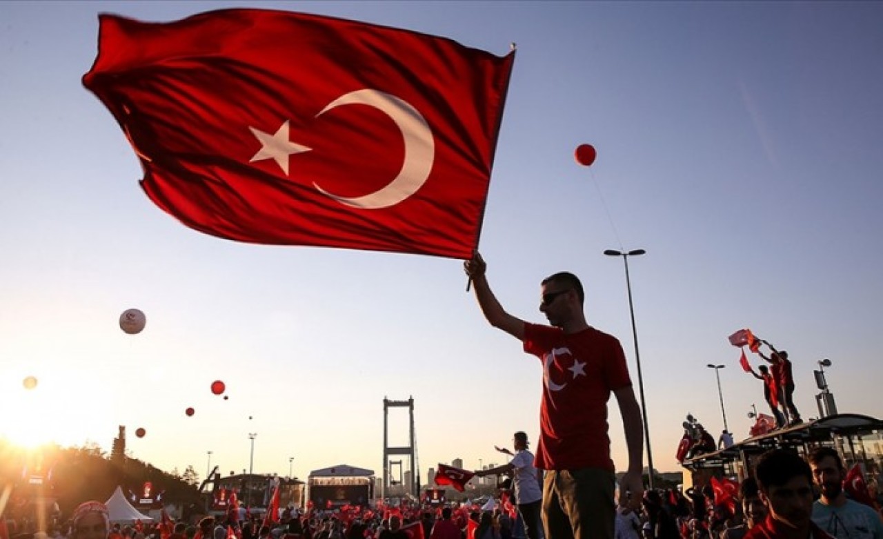 Hain darbe girişiminin 5. yılında iş dünyasından 'milli birlik ve beraberlik' mesajı