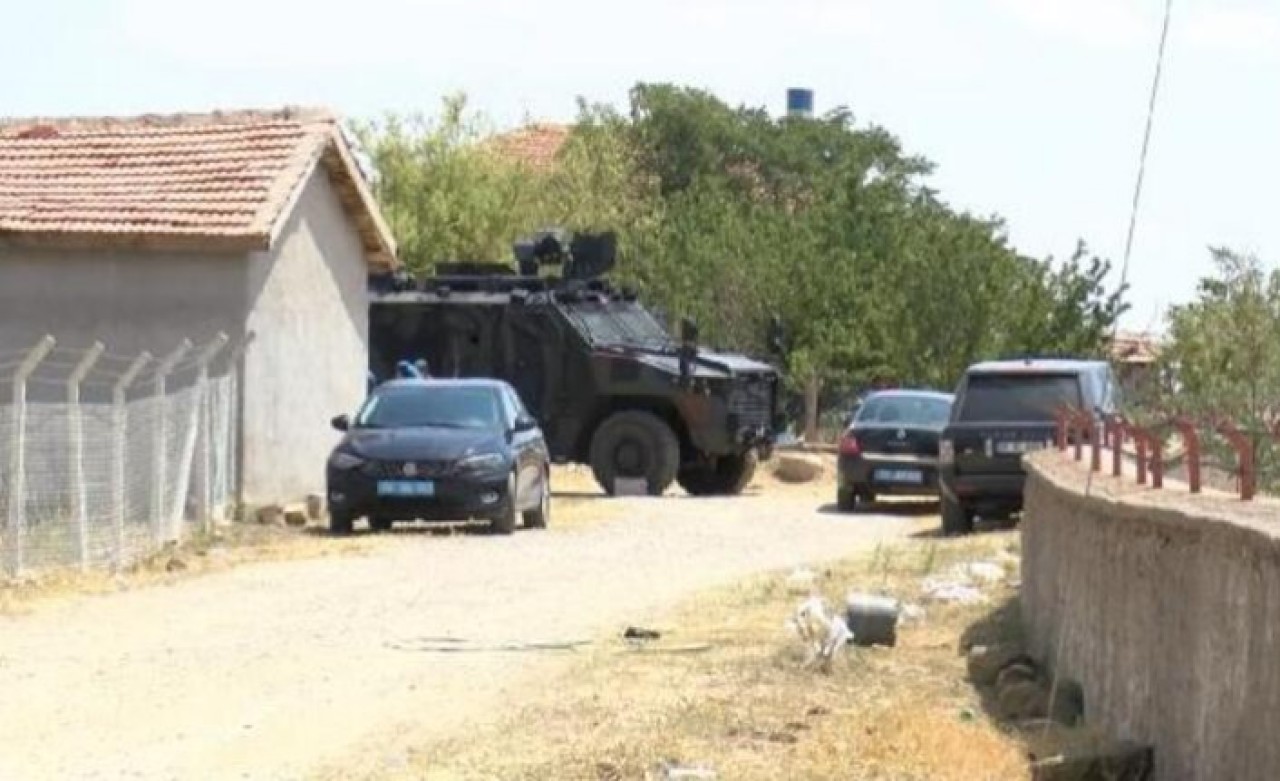 Haymana'da Özkan Güçlü,  kayınpederi Ahmet Meral ve yeğeni Burhan Koyuncu'yu öldürdü