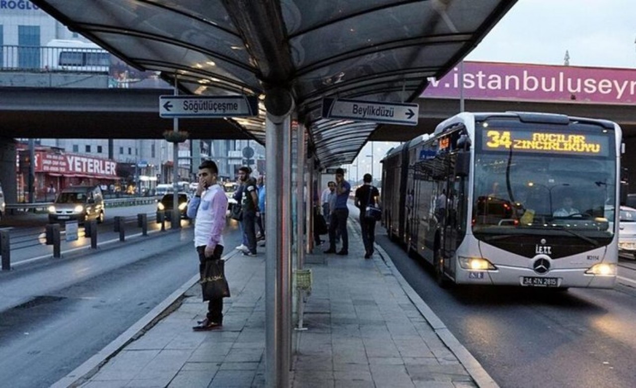 İstanbul'da toplu ulaşıma yüzde 15 zam yapıldı