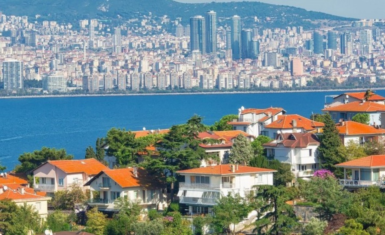 İstanbul'da emlak vergisine zam geldi: Bazı ilçelerde fiyatlar uçtu