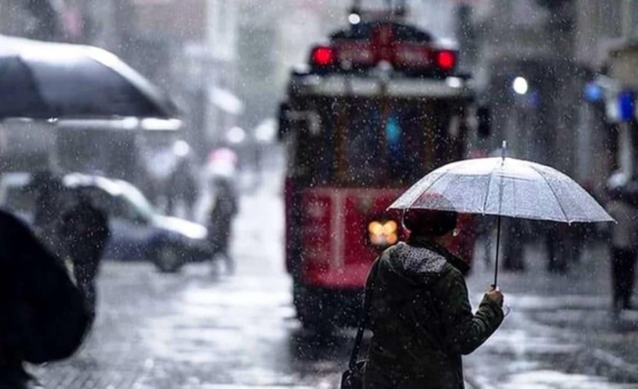 Meteoroloji'den 16 şehire flaş uyarı: Ani sel,  su baskını,  yıldırım!