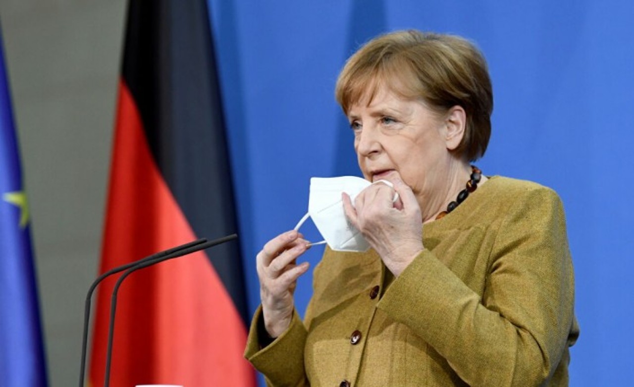 Ne diyorsun Merkel: Türkiye'yi önce övdü,  sonra bakın ne dedi?