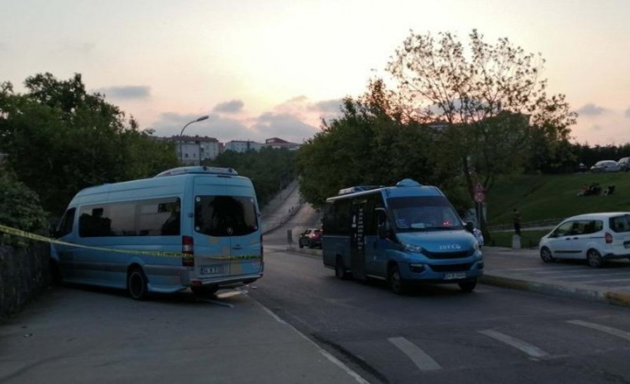 Pendik'te yolcu minibüsüne silahlı saldırı: Servet Karaaslan öldü