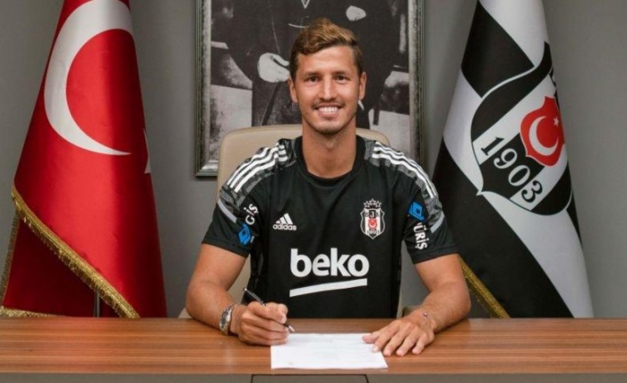 Salih Uçan resmen Beşiktaş’ta