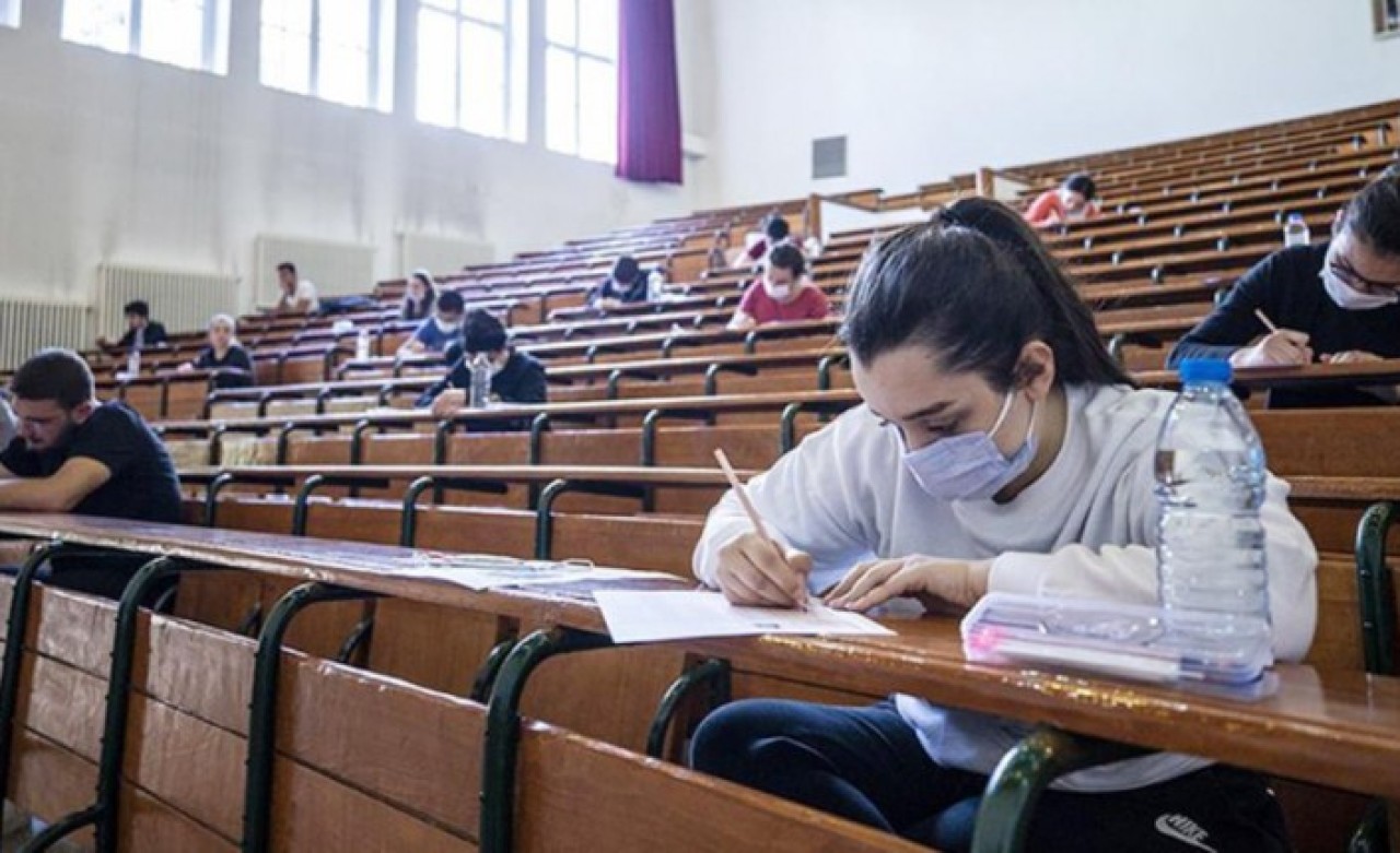 13 Eylül'e günler kala üniversitelerden flaş uzaktan eğitim kararı!