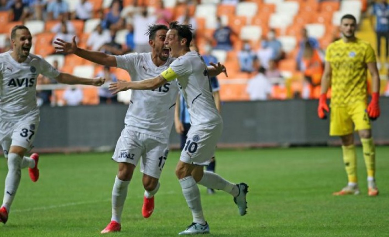 Adana Demirspor-Fenerbahçe: Kritik galibiyet! 