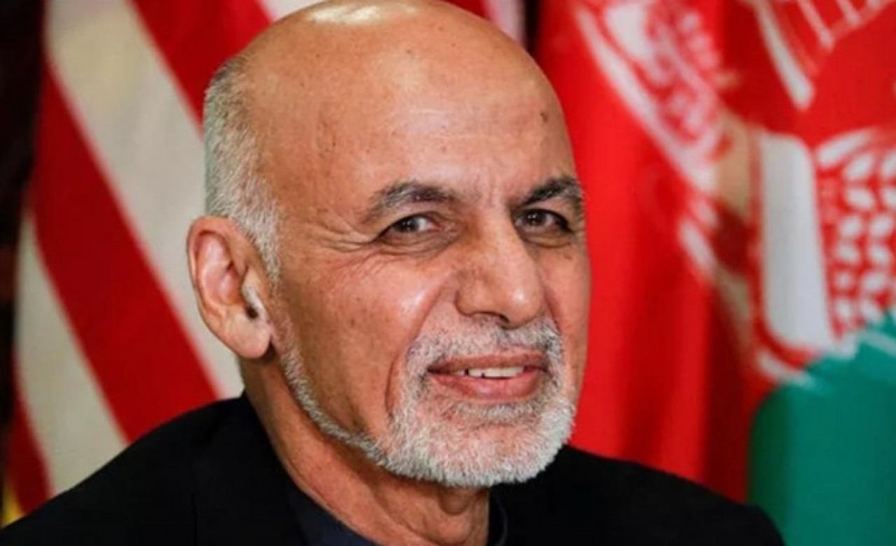 Afganistan'dan kaçan Cumhurbaşkanı Eşref Gani'nin uçağının düştüğü iddia edildi!