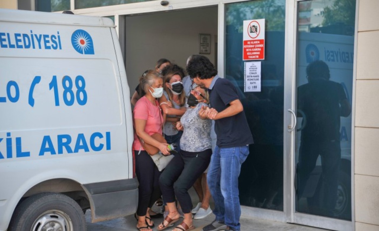 Antalya'da korkunç kaza: İsmet Yücel öldü