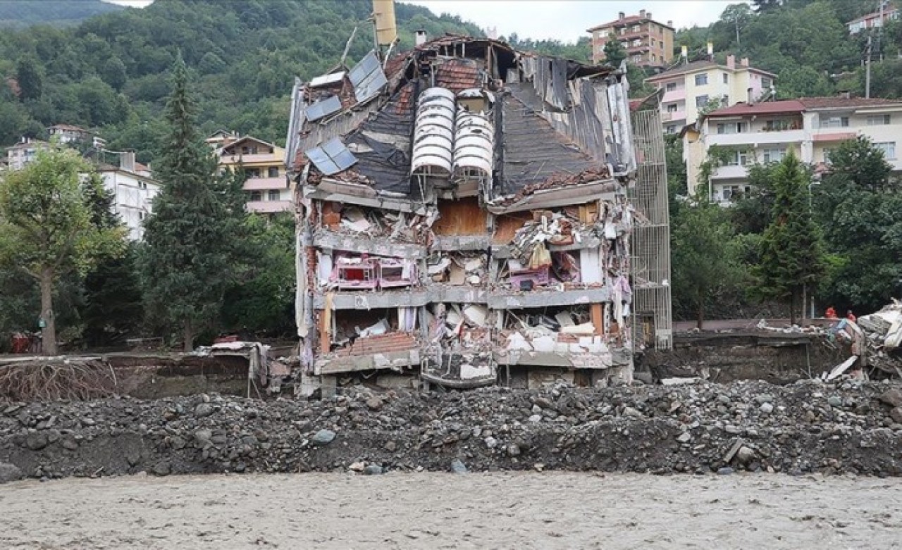 Bakanlık'dan selden etkilenen bölgelere maddi destek