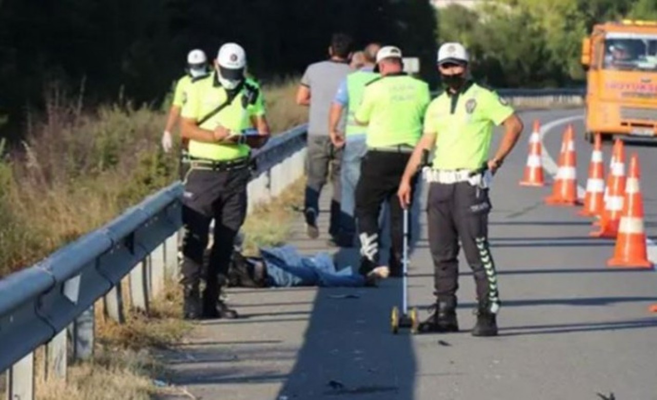 Bolu'da motosiklet bariyere çarptı: Abdülsamet Doğan öldü