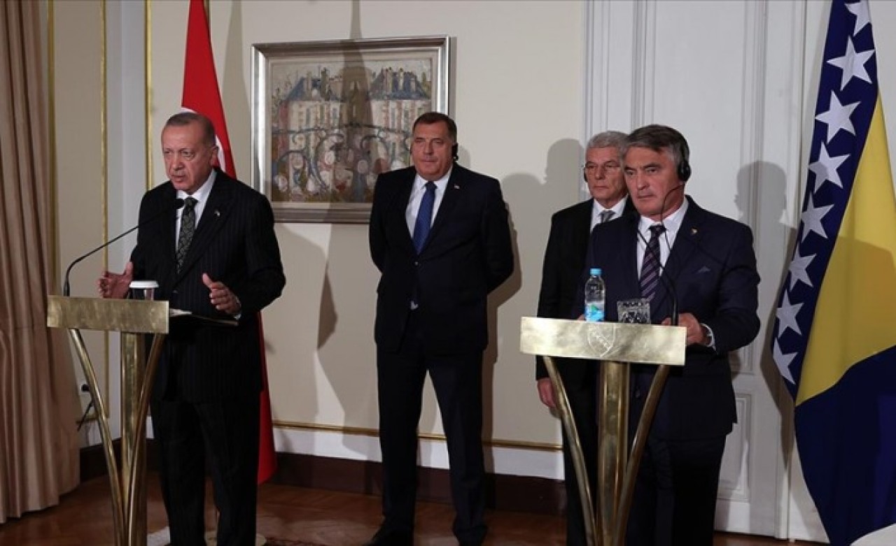 Cumhurbaşkanı Edoğan'dan Bosna'da önemli açıklama: Afganistan'dan az önce aldığım bilgiler; maalesef!...
