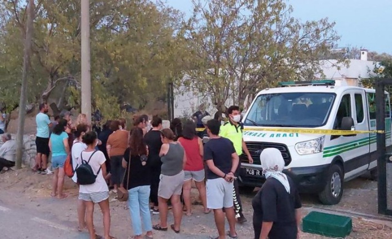 Datça'da Hasan Oben Pullu annesi Atiya Pullu'yu öldürdü