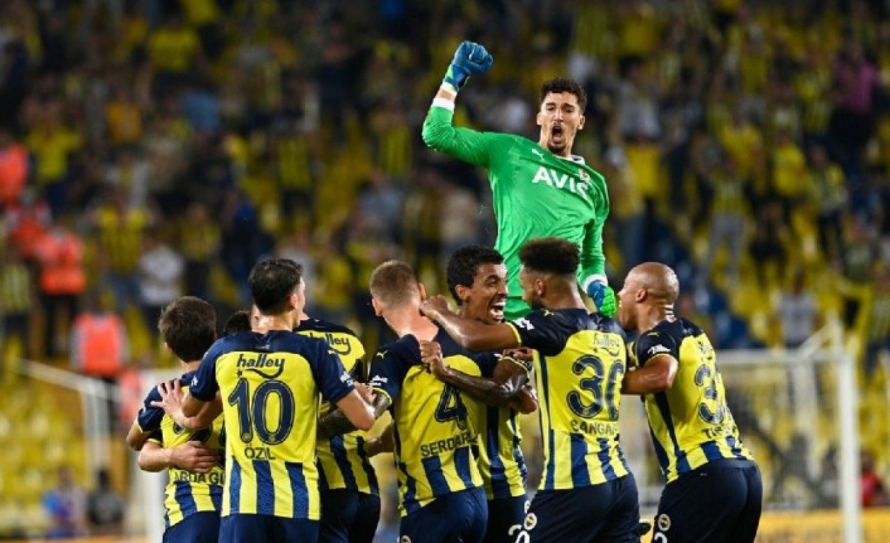 Fenerbahçe-Antalyaspor: Nefes nefese ve penaltı tartışması