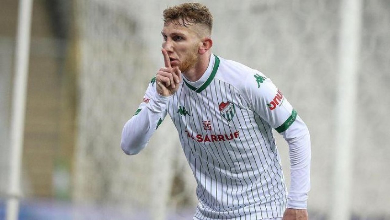 Fenerbahçe,  Burak Kapacak'ı transfer etti: Burak Kapacak kimdir?