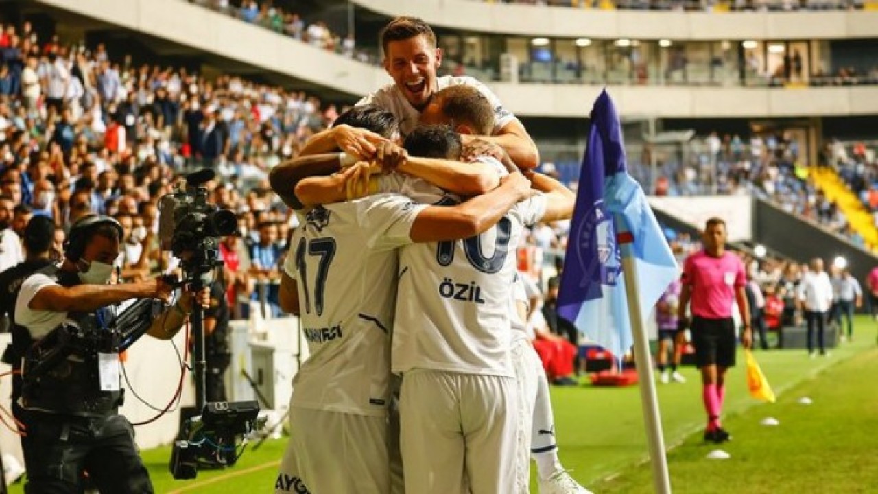 Fenerbahçe-Helsinki maçı saat kaçta,  hangi kanalda: İlk onbirler belli oldu