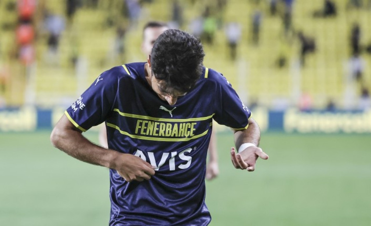 Fenerbahçe'nin yeni forması ve Muhammed Gümüşkaya'nın golü dünya basınında: Nerede bu arma?