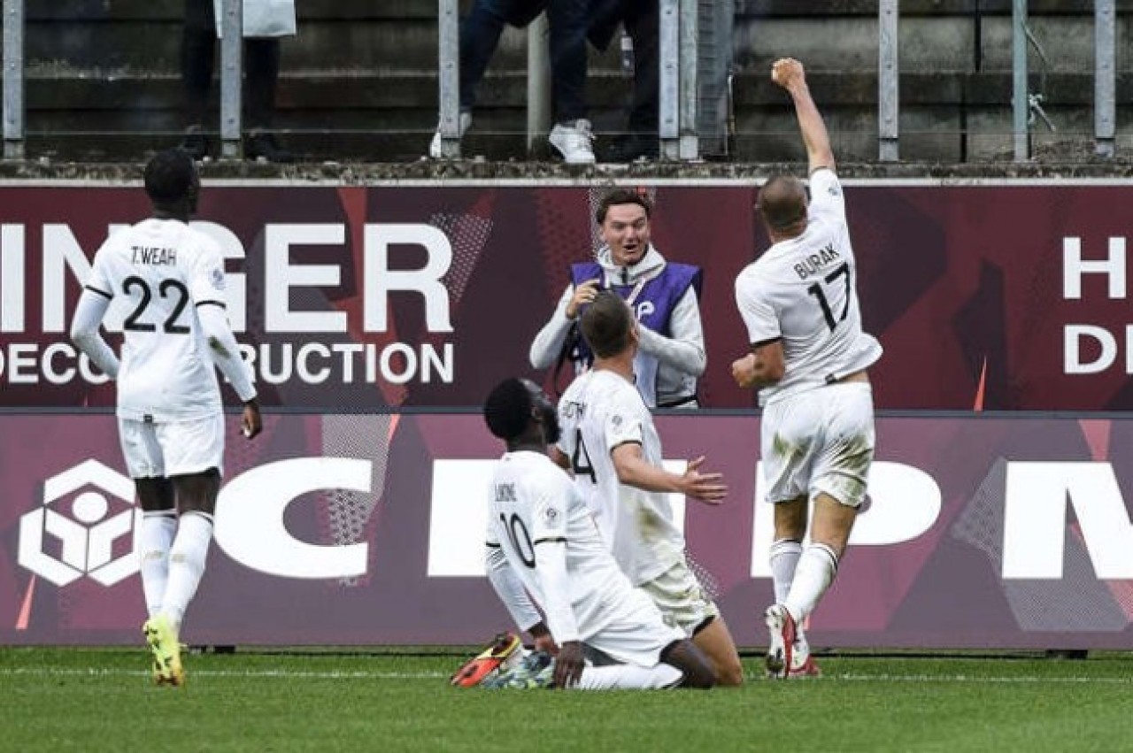 Fransa'da Burak Yılmaz golle başladı: Lille'i Metz karşısında ipten aldı