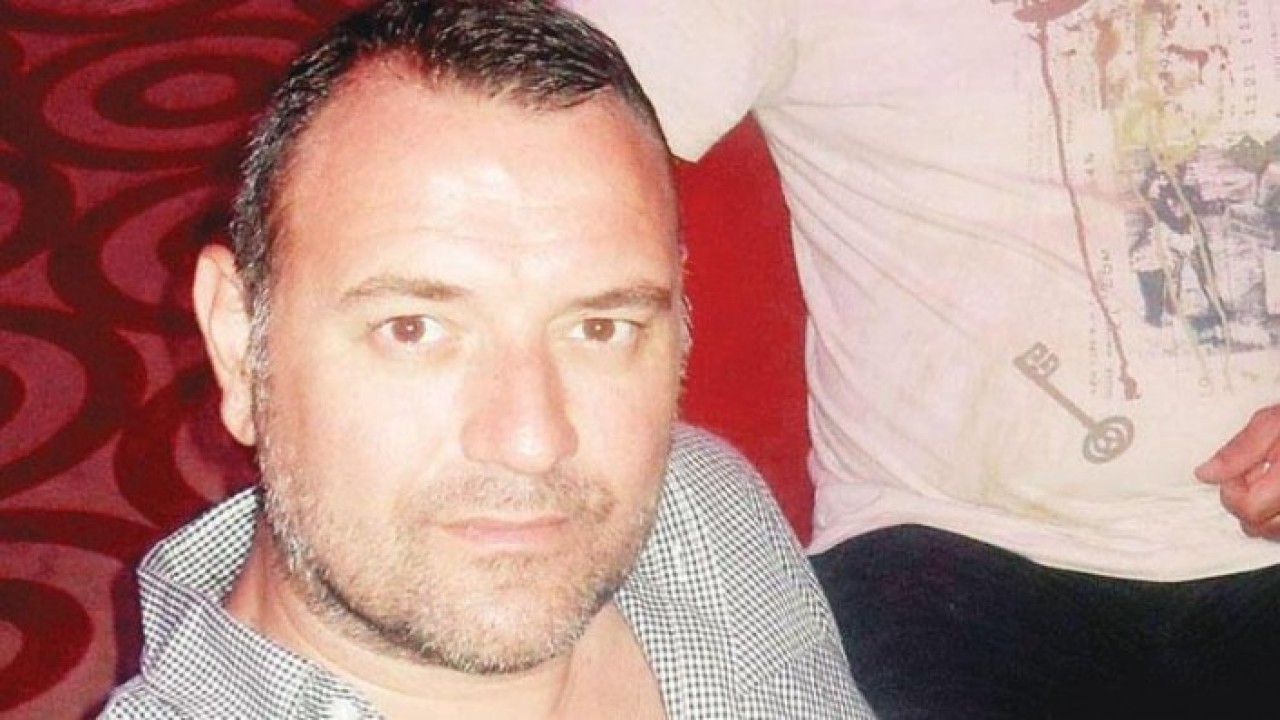 İçeceğinin içindeki arı boğazını soktu: Vural Şenalp öldü