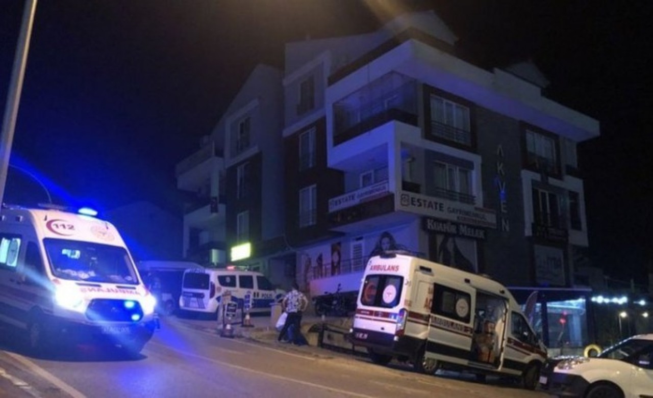 İzmit'te pencereden düşen Saadet Ün öldü