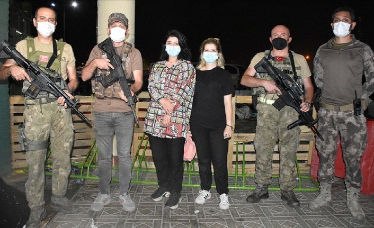Kabil'de mahsur kalan 5 sağlık çalışanı,  Türk güvenlik güçleri tarafından kurtarıldı