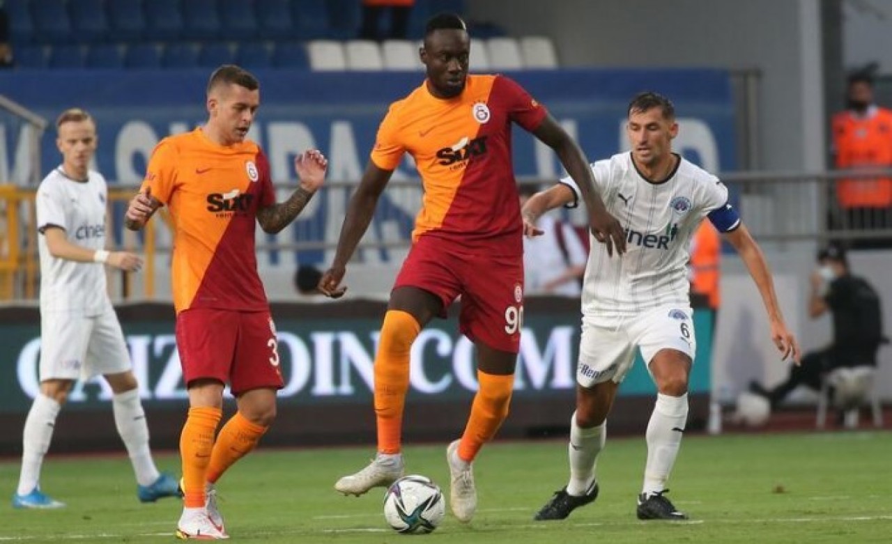 Kasımpaşa'da düello: Galatasaray önce coştu,  sonra dondu!