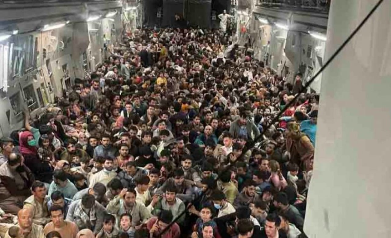 Rusya izlerini sürdü: ABD'ye götürüleceklerini sanan 640 Afgan bakın nereye bırakılmış