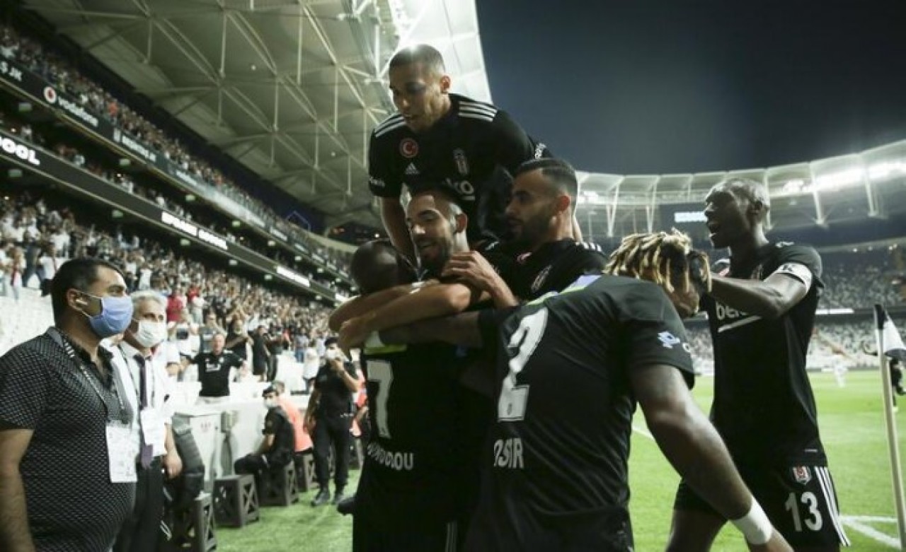 Şampiyon Beşiktaş'tan süper başlangıç: Çaykur Rizespor'a fark attı