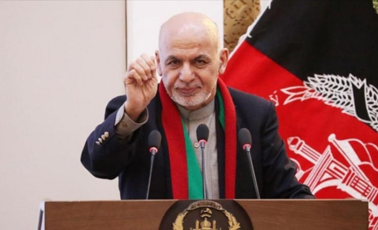Taliban'ın başkent Kabil'e girmesi sonrası Afganistan Cumhurbaşkanı Eşref Gani ülkeyi terk etti