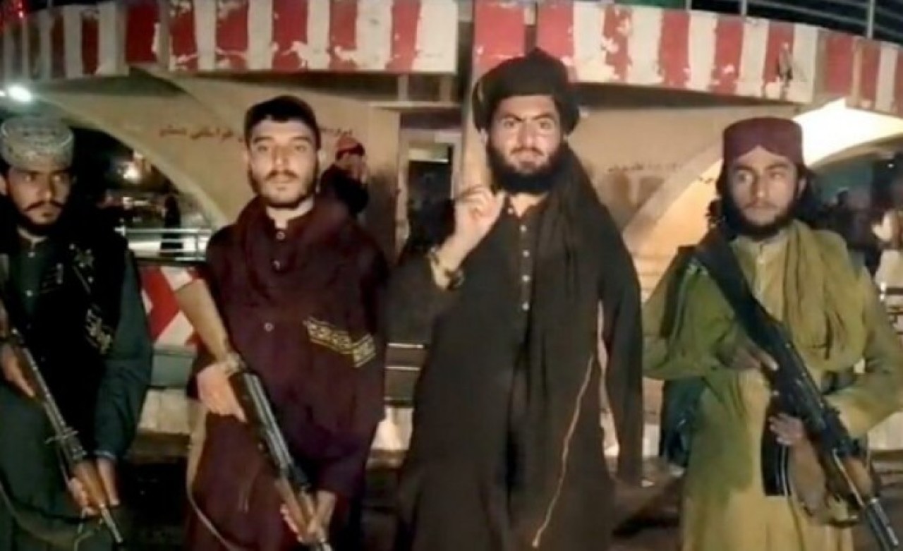 Taliban Kabil'e girdi: Kabil Başkonsolosluğu'ndan Afganistan'daki Türklere 'İvedilikle' çağrı!