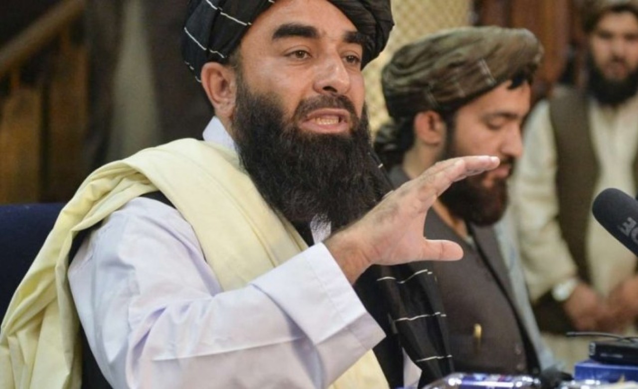 Taliban sözcüsü basının karşısına çıktı,  dünyayı açık açık uyardı! Flaş Türkiye detayı
