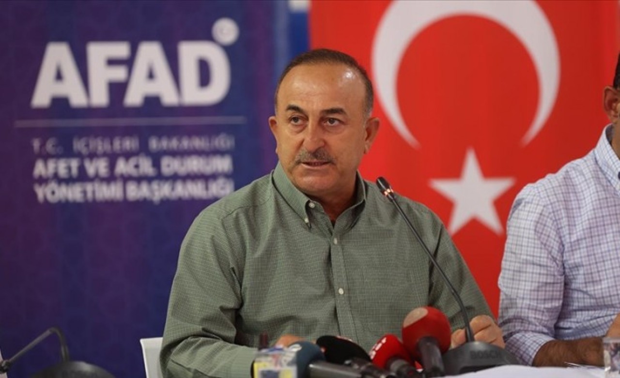 Yangınla ilgili flaş gelişmeyi Bakan Çavuşoğlu açıkladı