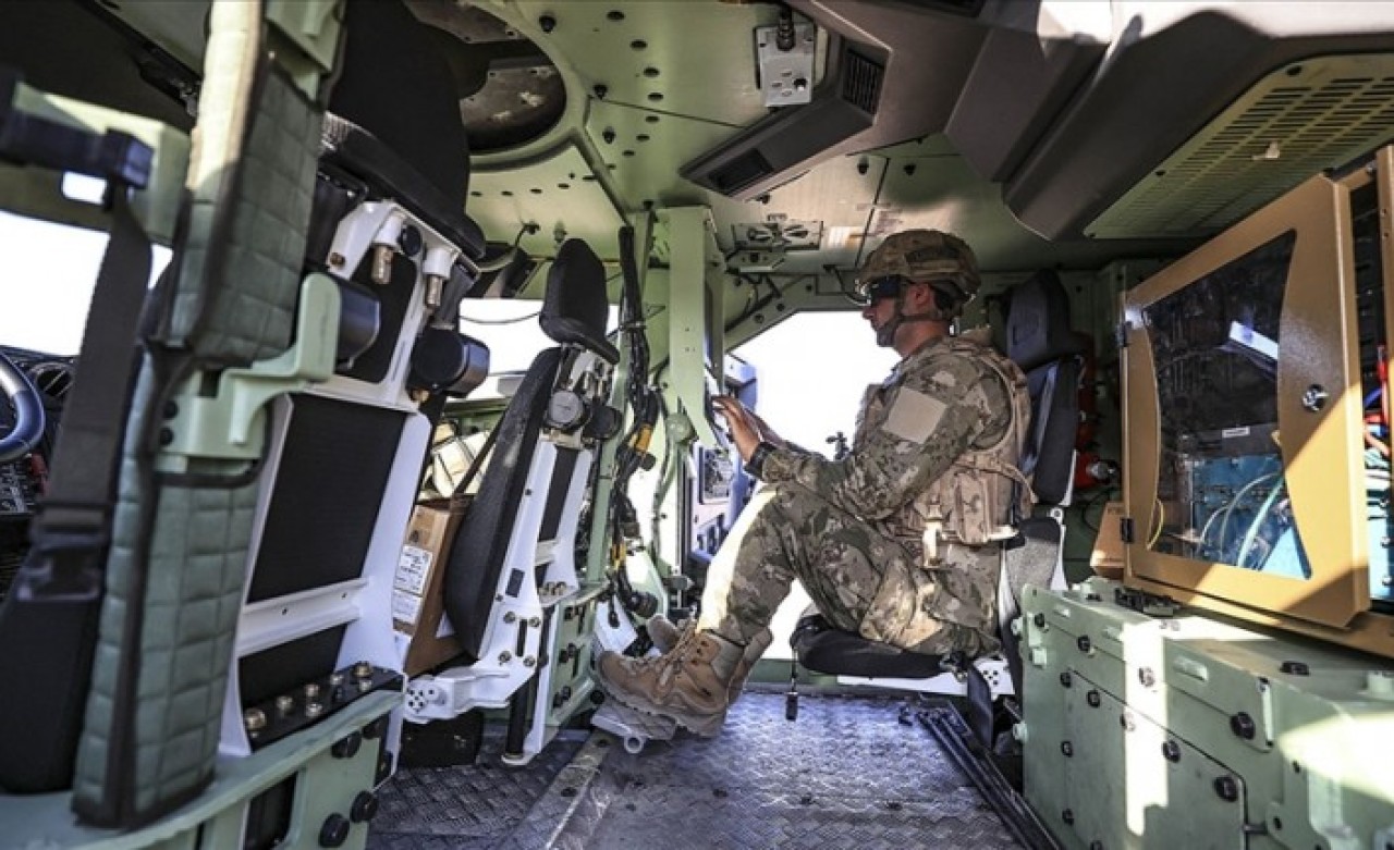 Yenilikçi teknolojilerle donatılan 'geleceğin askeri' göreve hazır