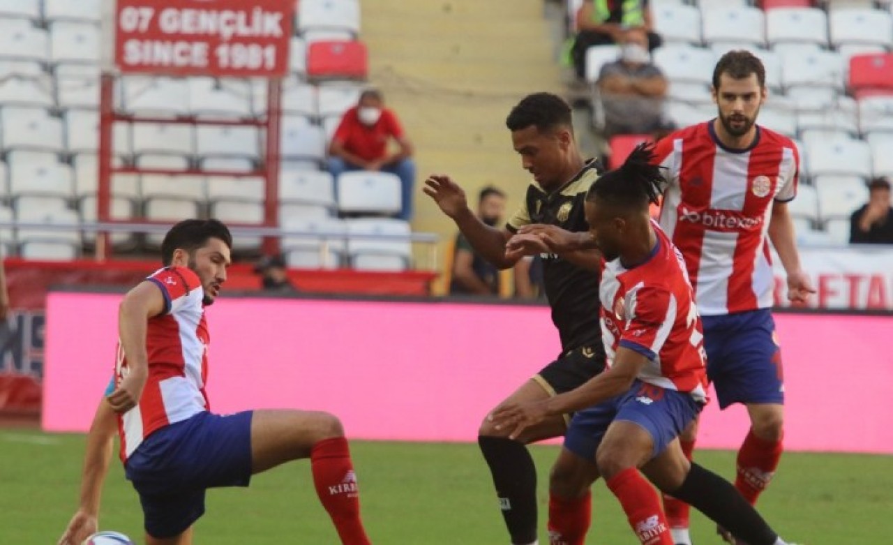 Antalyaspor-Yeni Malatyaspor: Son dakika golü