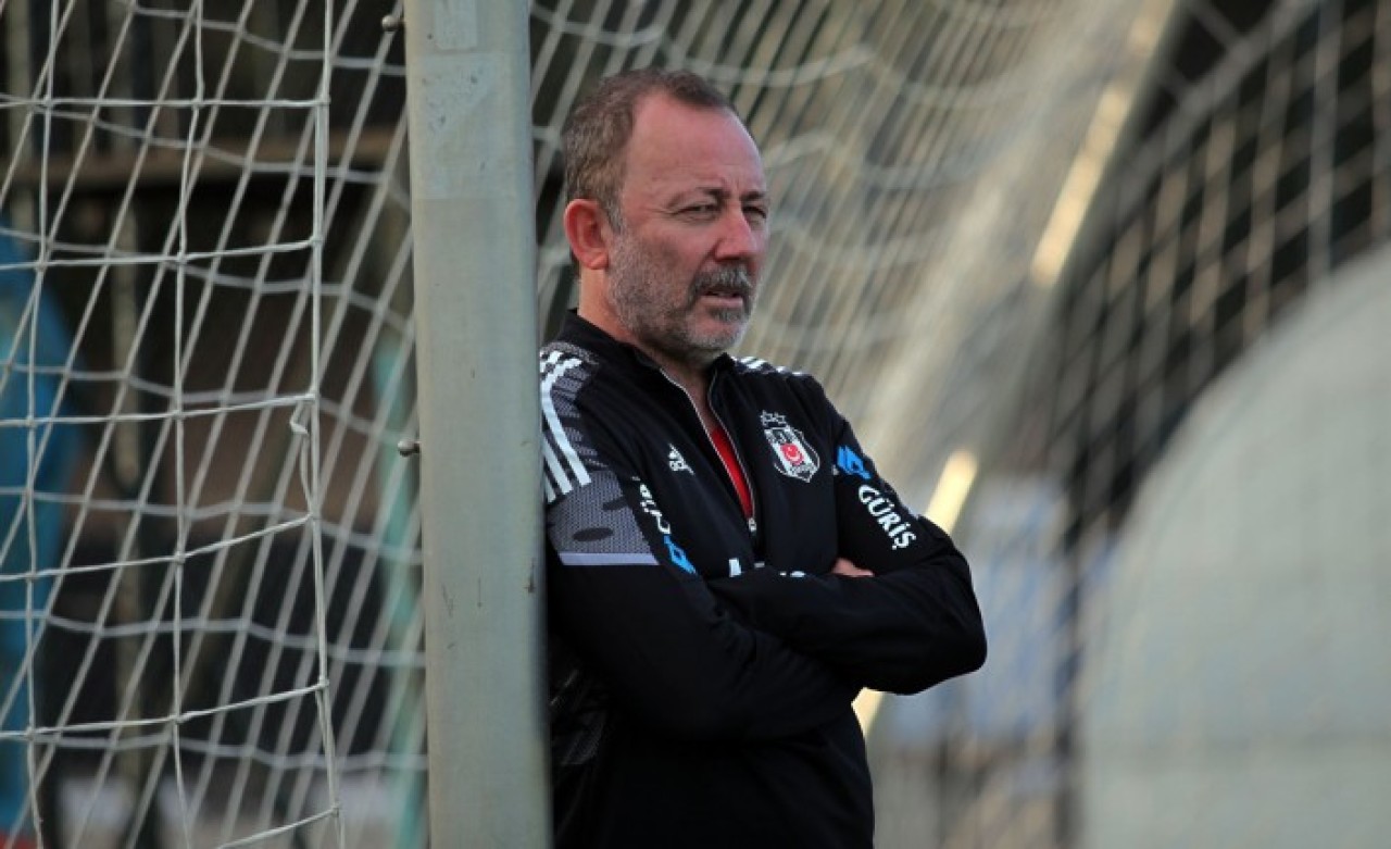 Beşiktaş'ın Dortmund maçı onbiri belli oldu: Sergen Yalçın'dan sürpriz kadro