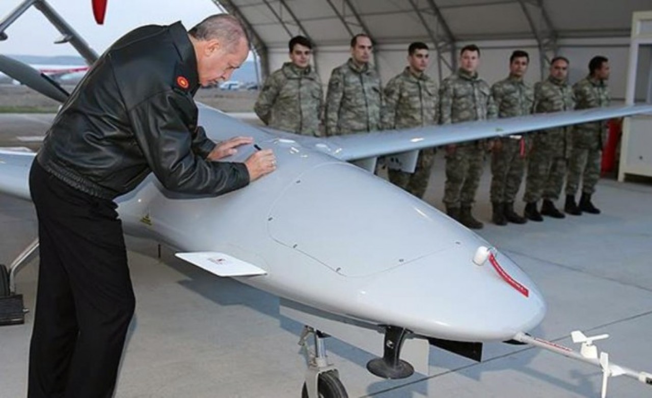 Bir ülkeden daha SİHA siparişi: Türkiye milyonlarca dolar kazanacak!