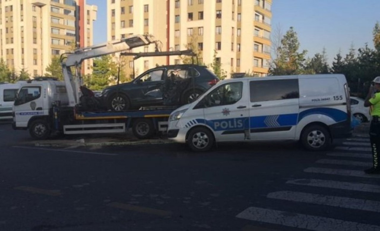 Çankaya'da motosikletle otomobil çarpıştı: 2 kişi öldü