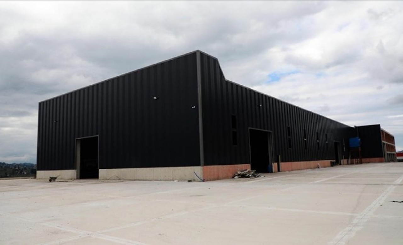 Çay çöpünden mangal kömürü üretecek fabrika üretime hazır