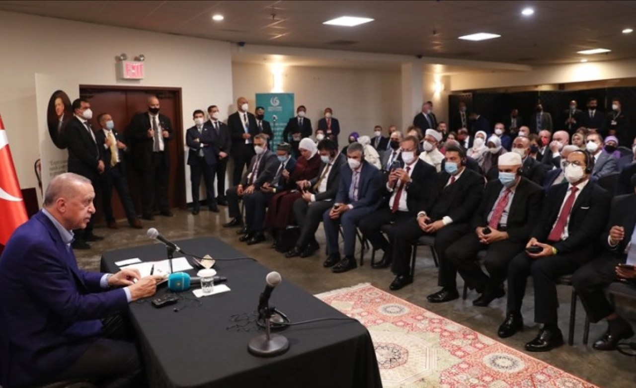 Cumhurbaşkanı Erdoğan,  ABD'deki Müslüman toplumunun önde gelen temsilcilerini kabul etti