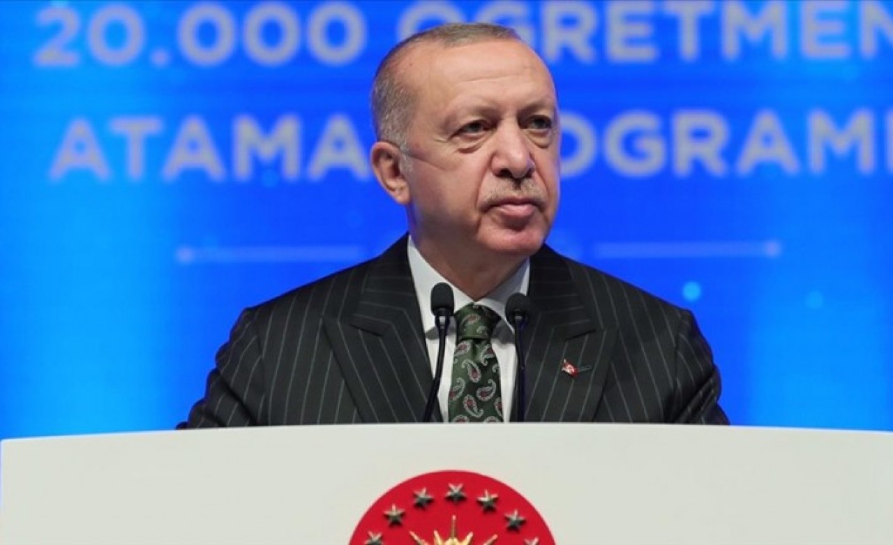 Cumhurbaşkanı Erdoğan'dan önemli açıklamalar: Öğretmenlere çağrıda bulundu