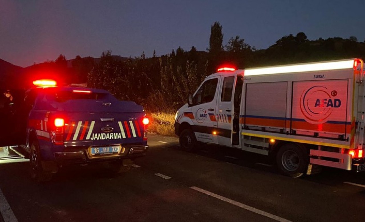 Fıkra gibi olay: İnegöl'de kayıp ihbarı yapılan Beyhan Mutlu,  kendisini arama çalışmalarına katıldı!