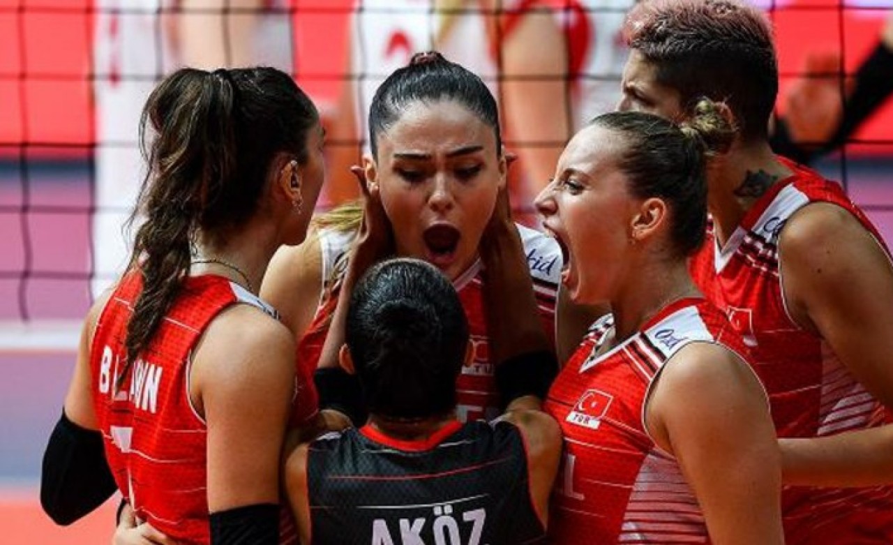 Filenin Sultanları final peşinde: Türkiye-Sırbistan maçı saat kaçta,  hangi kanalda?