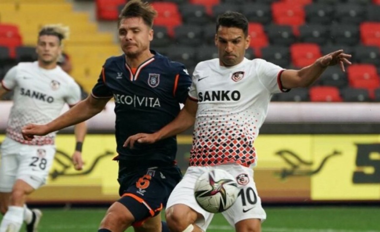 Gaziantep FK-Başakşehir:  Muhammed Demir'in golü tarihe geçti!