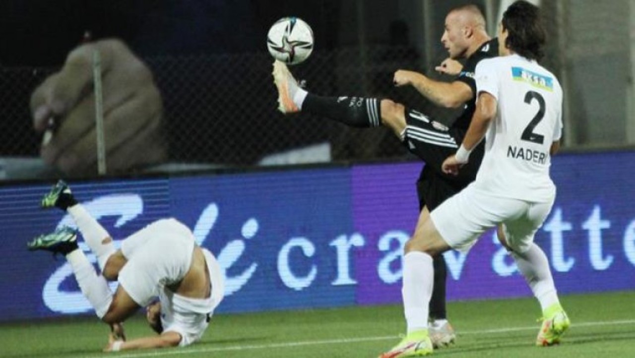 Gökhan Töre'ye büyük tepki!