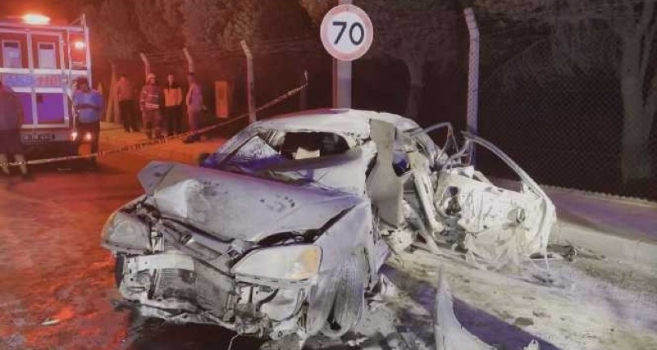 İzmir'de korkunç kaza: Can Azad Yıldız öldü,  3 kişi de yaralı