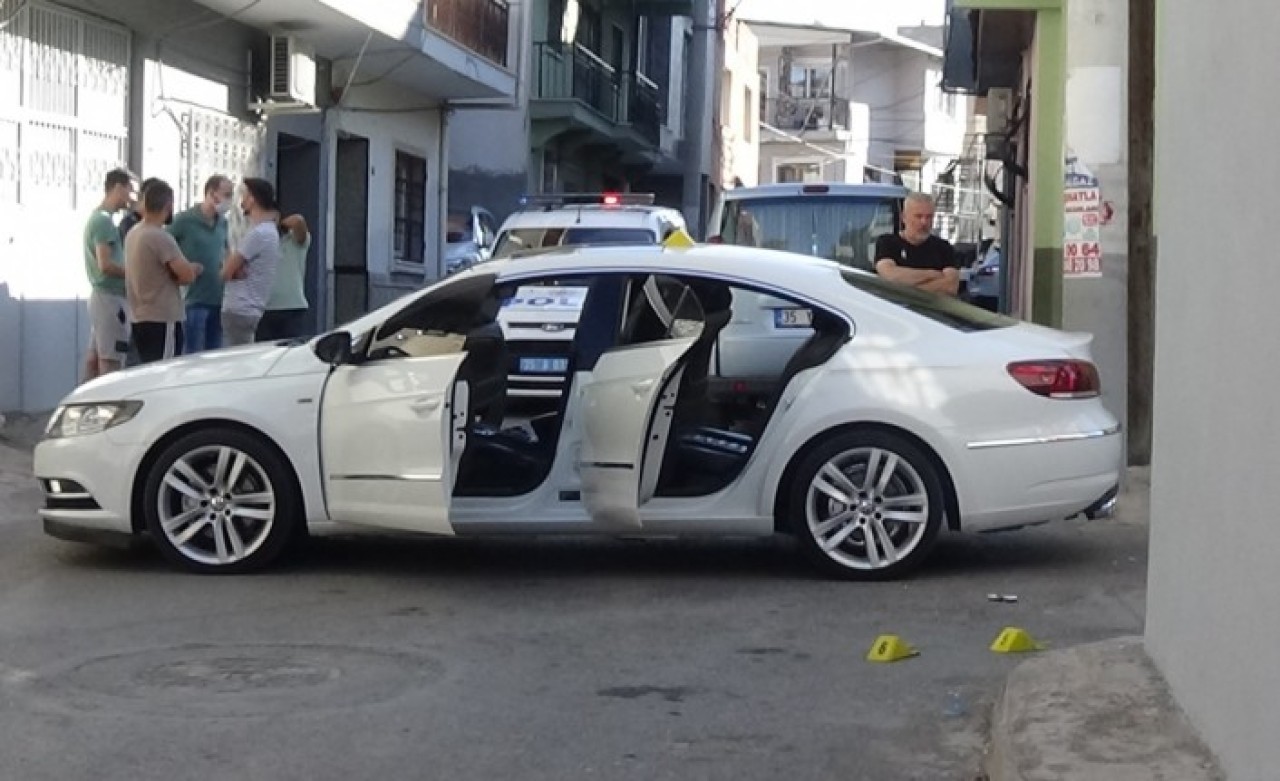 İzmir'de sokak ortasında vuruldu: Savaş Akova öldü