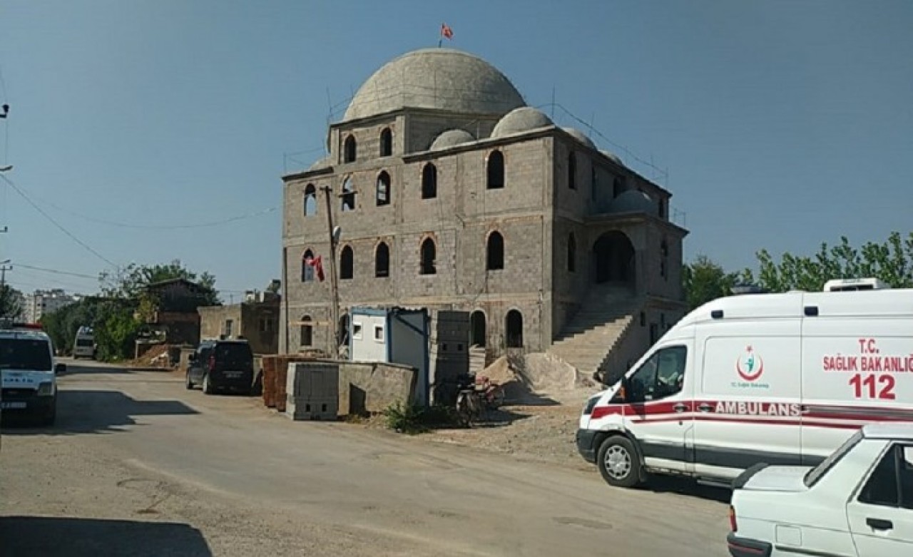 Kozan'da caminin kubbesinden düşen Ali Çiçek öldü