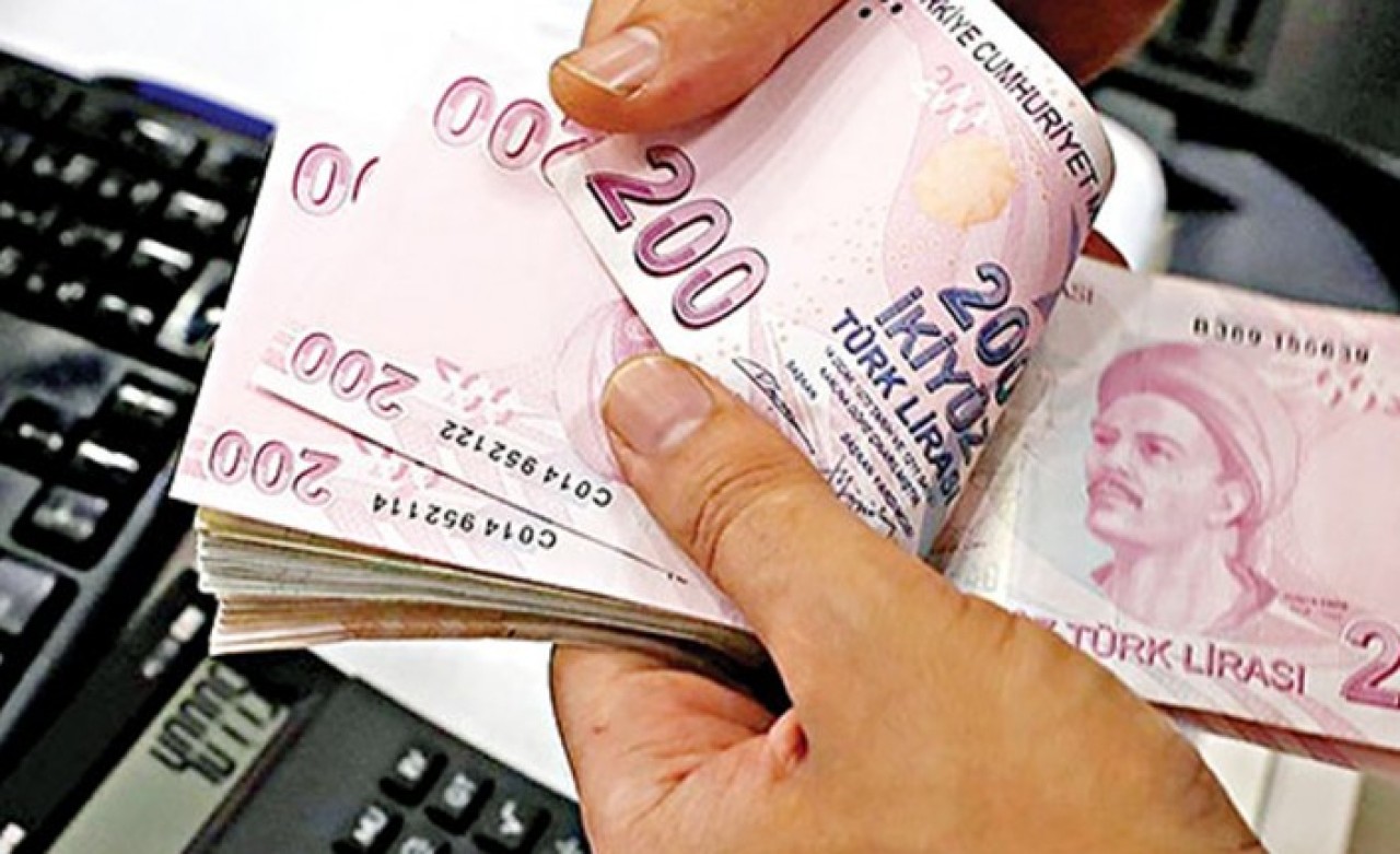 Kredi çekecekler dikkat: Vade düşürüldü!