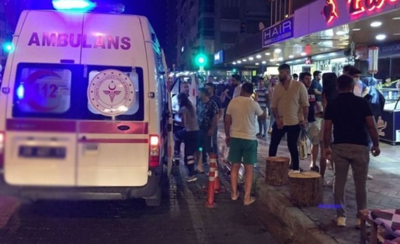 Kuşadası'nda restoranda kavga: Rasim Yıldız öldü